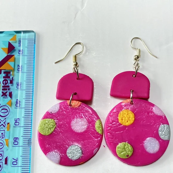 BNWT Handmade Barbiecore Pink Earrings Bundle -Treat Yourself to Trendy Elegance - Picture 10 of 12